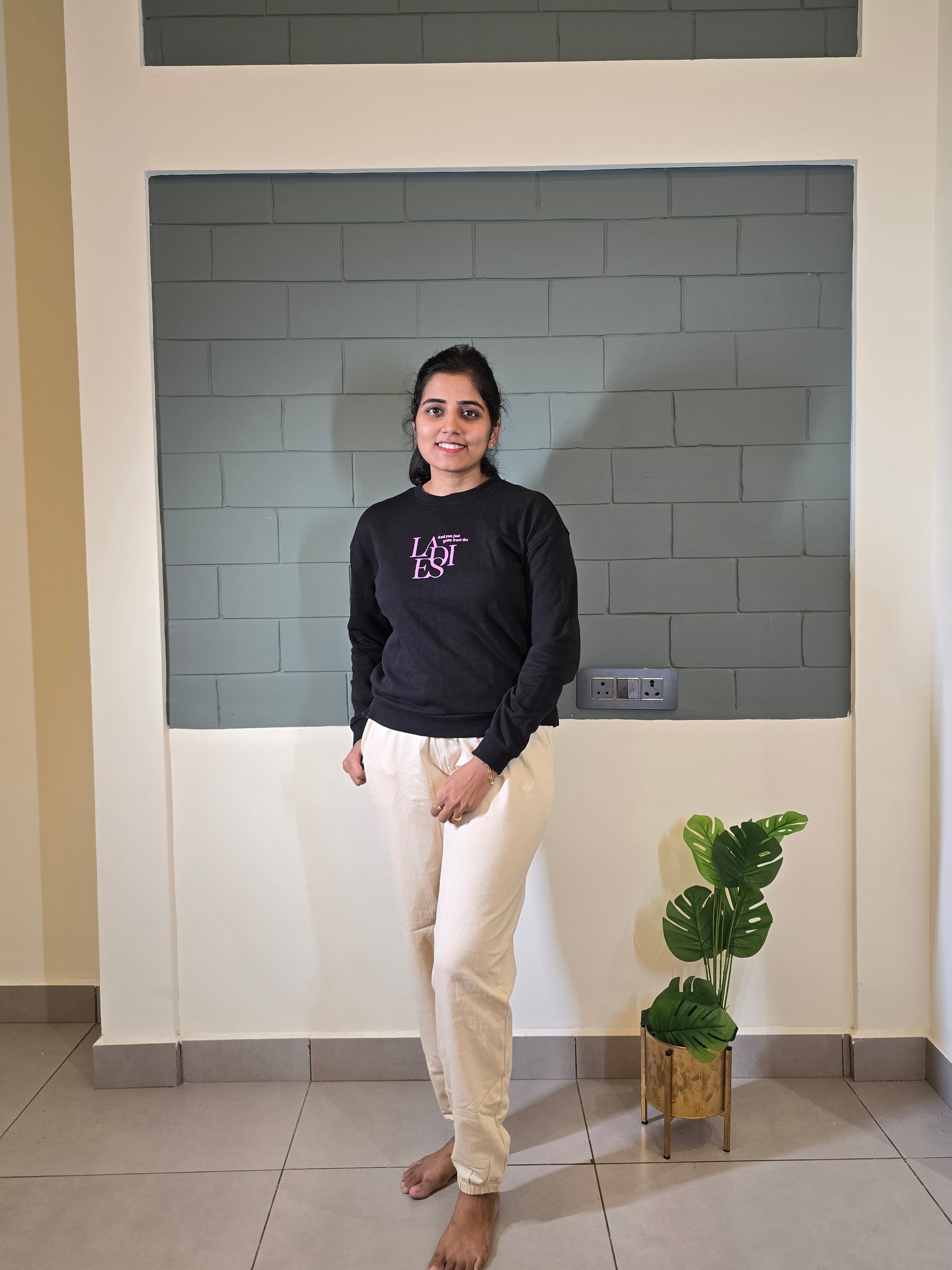 Women's Jogger-Beige